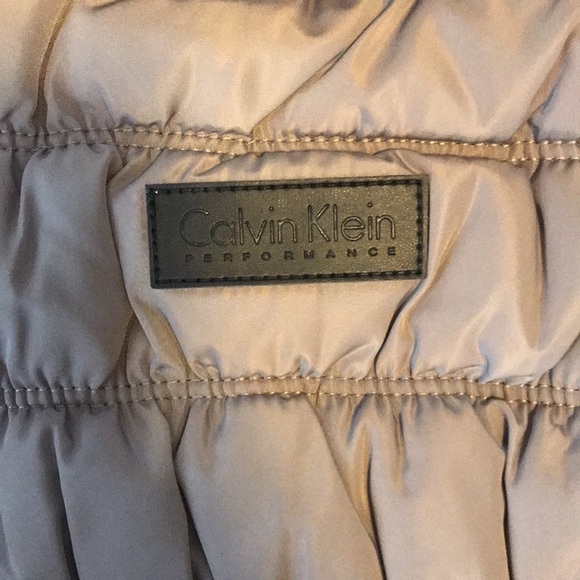 Calvin Klein puffer vest - Picture 6 of 6